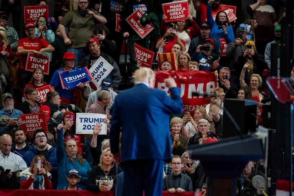 Donald Trump durante la campagna elettore in Iowa, 6 gennaio 2024