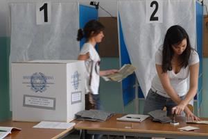I numeri, i seggi, la prima volta dei 16enni: cosa c'è da sapere sul voto Ue