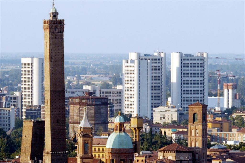 La skyline di Bologna