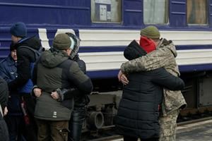 L’Ucraina è stanca della caccia alle reclute. Il fronte fa sempre più paura