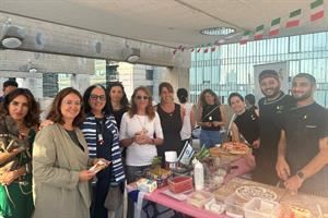Cucinare per gli ostaggi: l'altra solidarietà di Tel Aviv