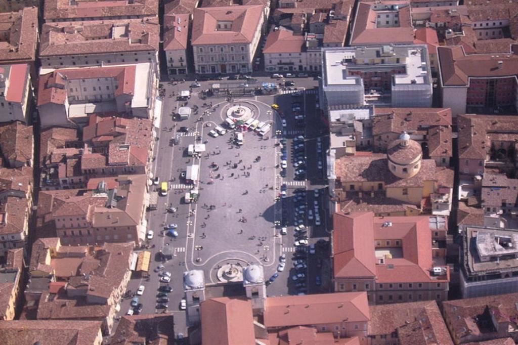 L'Aquila, piazza del Duomo