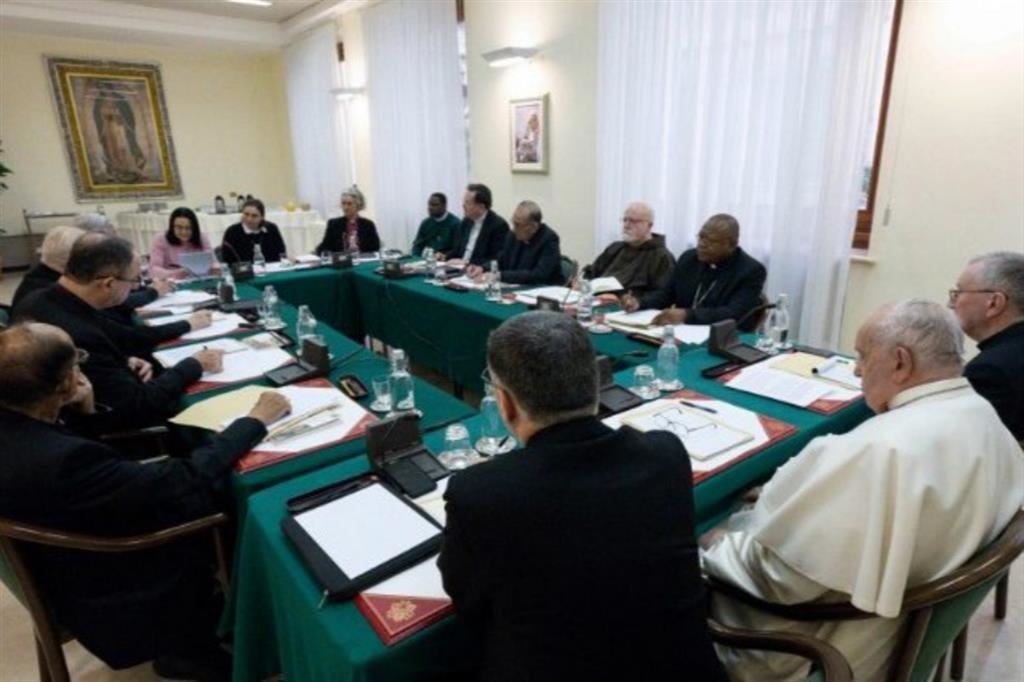 La riunione in corso del C9 alla presenza del Papa