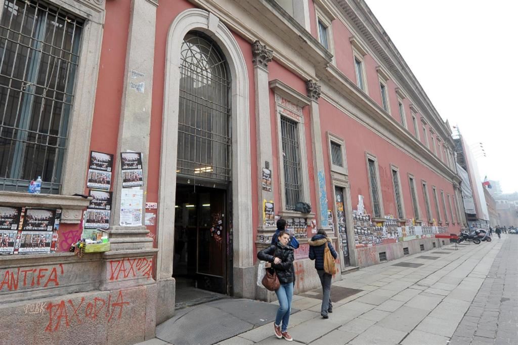 L'ingresso dell'università degli Studi di Milano