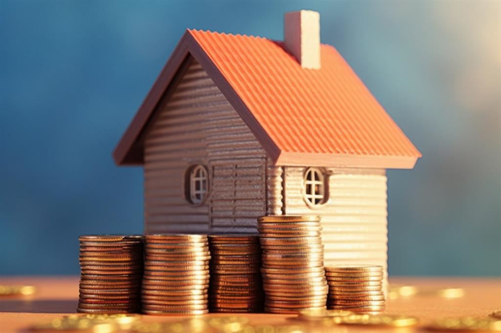 A novembre il tasso per i mutui a 4,92%, record da 15 anni