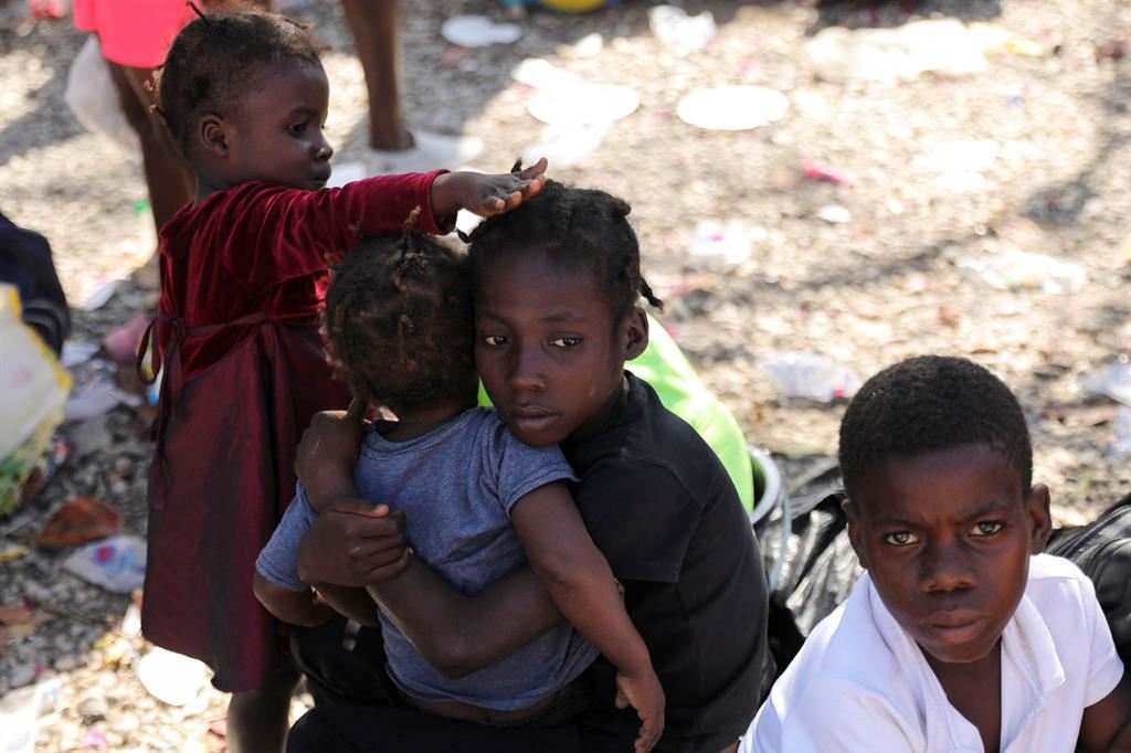Piccola sfollata nel conflitto che dilania Port-au-Prince