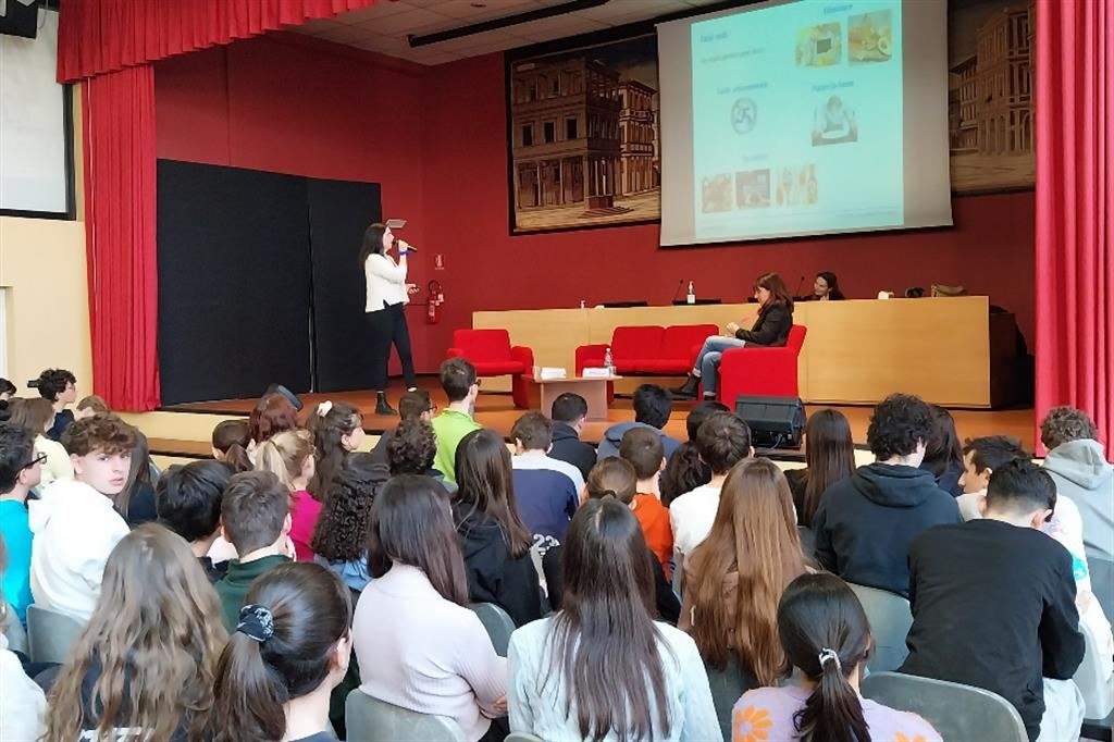 L'incontro con gli studenti del liceo Curie di Meda (Monza)