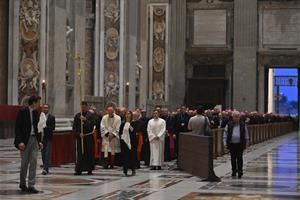 Zuppi e i vescovi: «Maria ci faccia artigiani di pace»