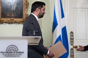 Il premier scozzese Yousaf si è dimesso, addio sogni di indipendenza