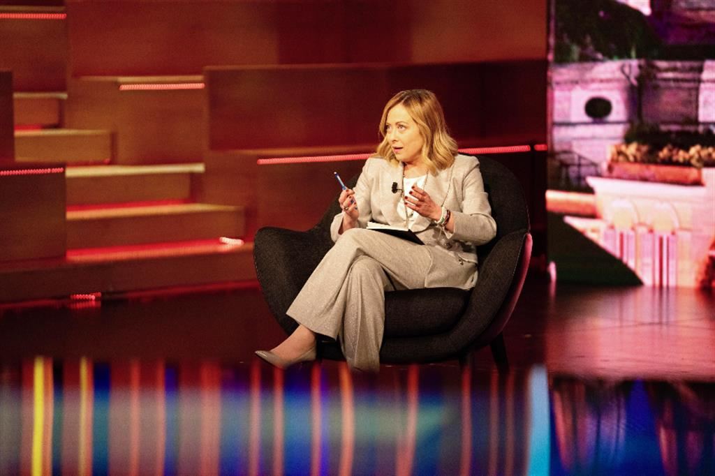Giorgia Meloni durante l'intervista alla trasmissione "Prima Repubblica"