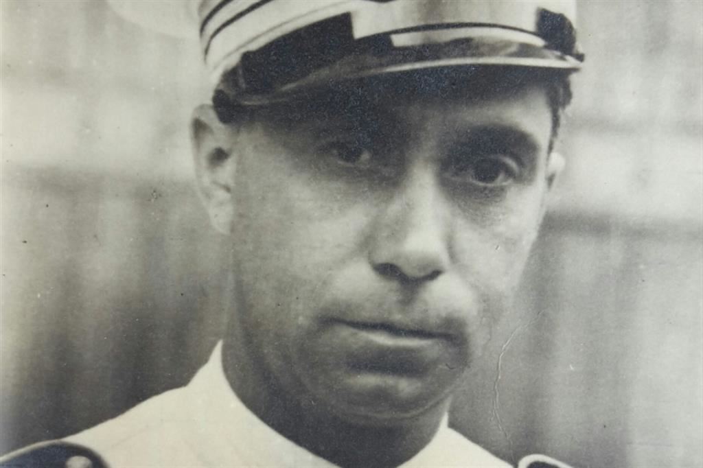 Il capitano di fregata della Regia Marina Jerzy Sas Kulczyck