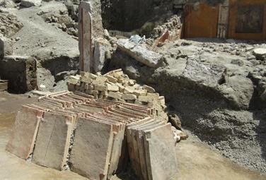 Pompei: scoperto cantiere edile sorpreso dall'eruzione del Vesuvio
