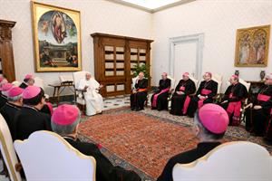 Il Papa ai vescovi dell'Emllia Romagna: servono coraggio e creatività