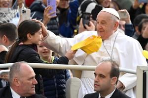 Il Papa: «Un cristiano senza coraggio è un cristiano inutile»