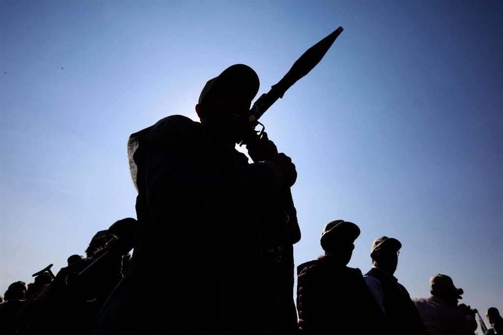 Una parata militare di nuove reclute a Sana'a, in Yemen