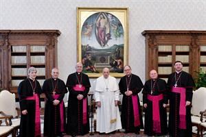 Francesco ai vescovi dell’Umbria: vicini ai giovani e ai preti