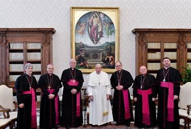 Francesco ai vescovi dell’Umbria: vicini ai giovani e ai preti