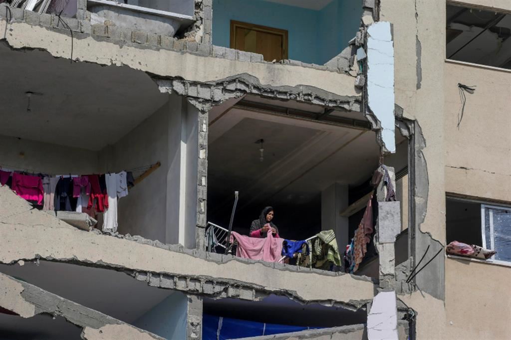 La distruzione dopo i raid israeliani nella Striscia di Gaza