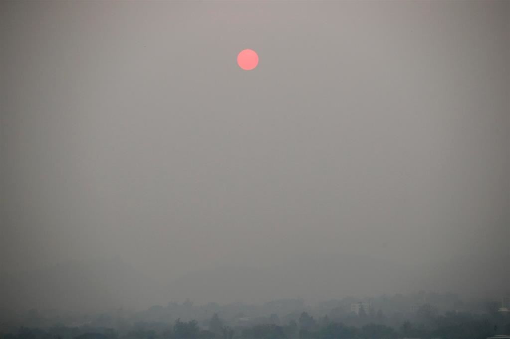 L'inquinamento assedia la città di Chiang mai, in Thailandia, una delle più inquinate al mondo