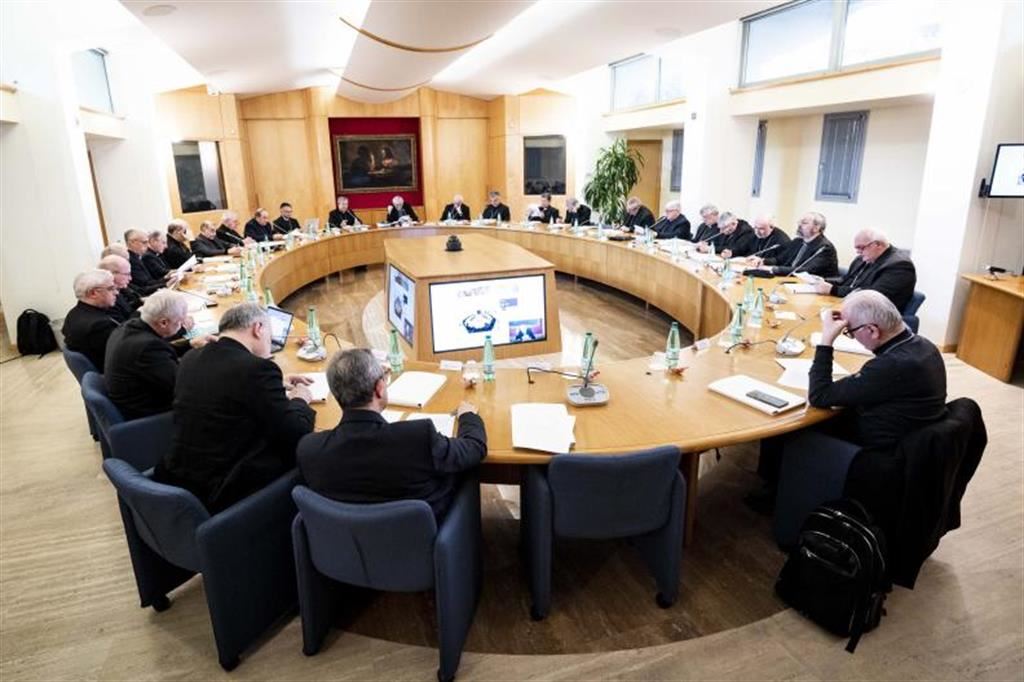 La riunione del Consiglio permanente della Cei a Roma