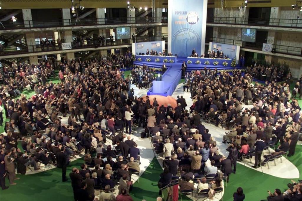 Un momento dell'ultimo congresso del Partito popolare italiano, a Roma nel marzo del 2002.