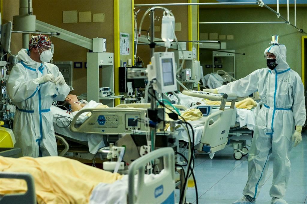 Un reparto di terapia intensiva durante la pandemia da Covid-19